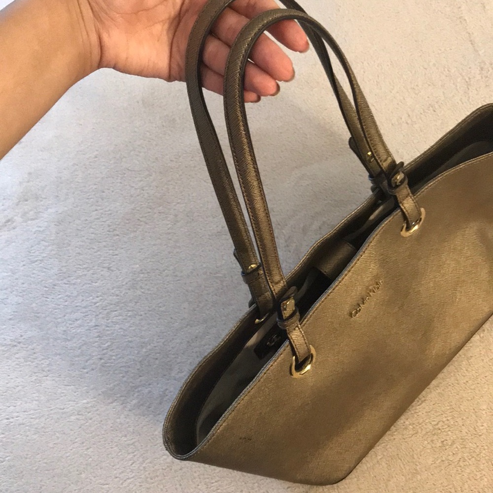 Calvin Klein Tote purse - Picture 6 of 6